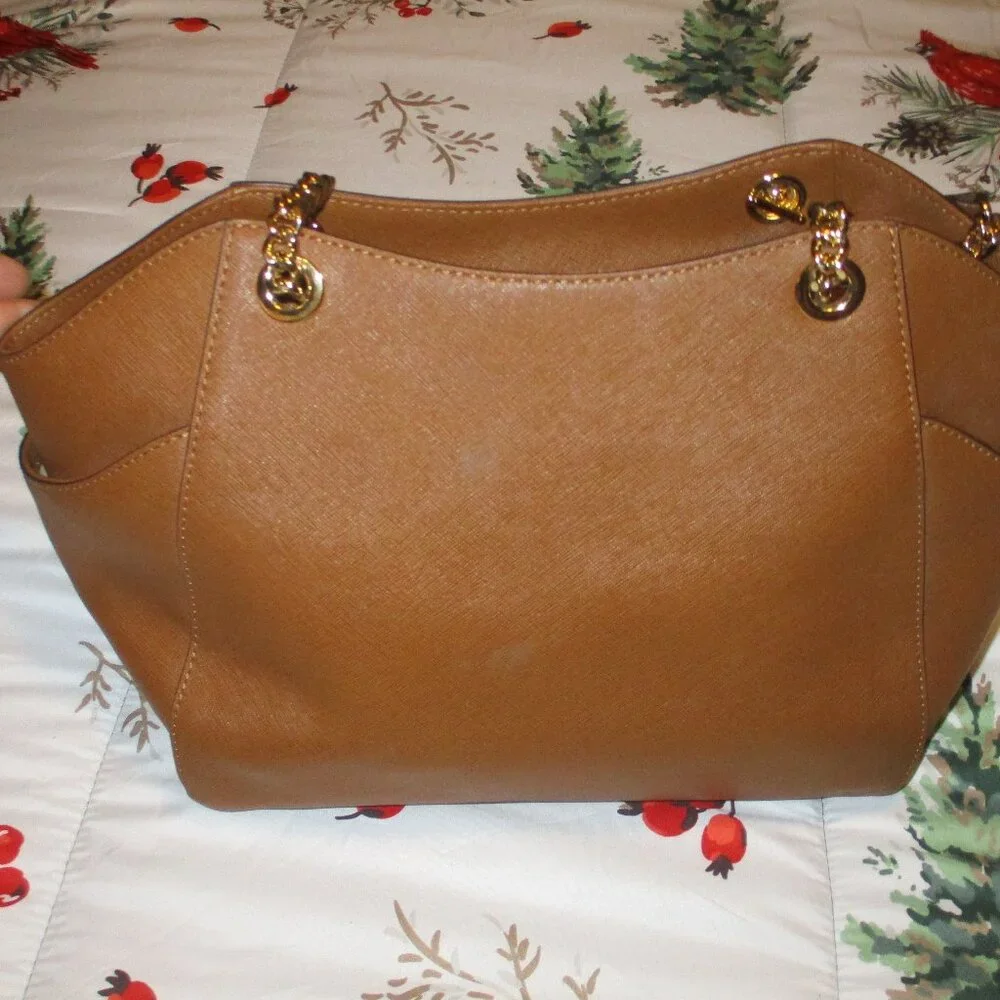 Like New Michael kors large shoulder purse jet set - Picture 9 of 14